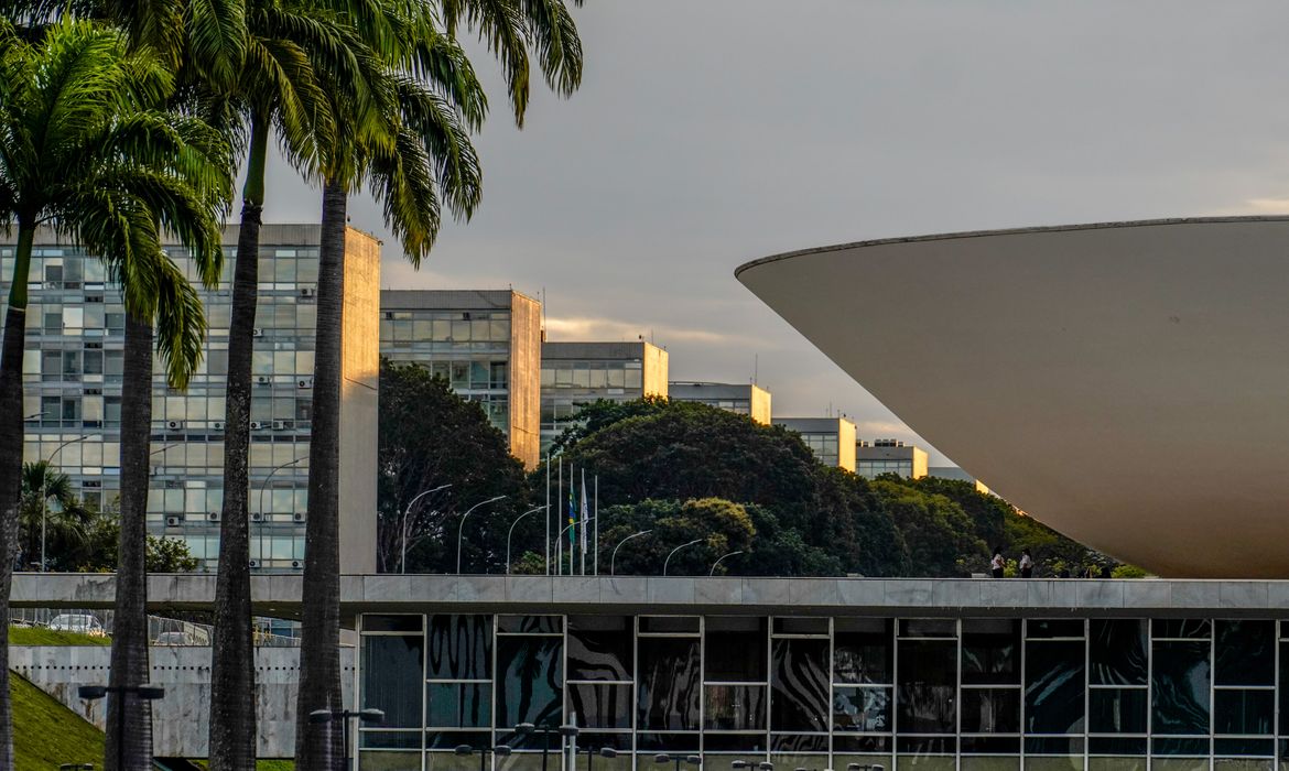 Câmara adia votações após mal-estar de Pedro Uczai, líder do PT