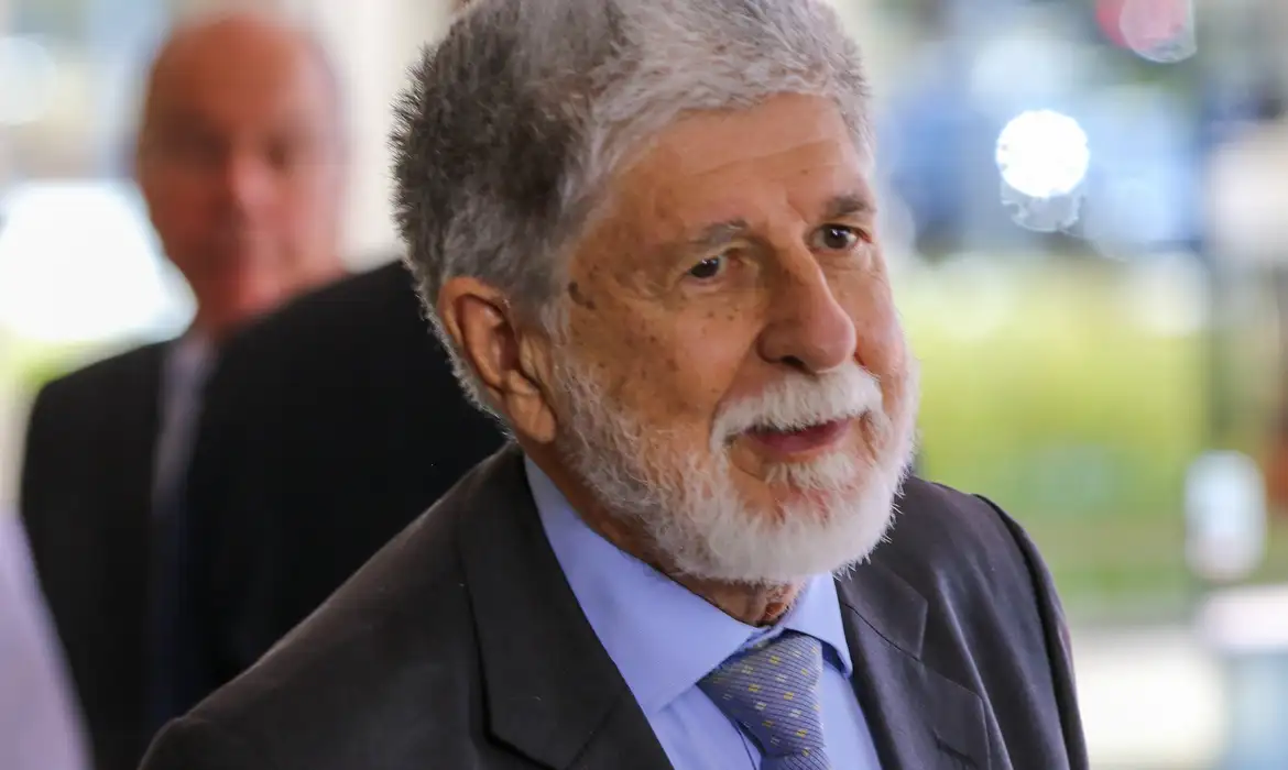 Tensão diplomática: Celso Amorim e oposição debatem atritos entre Brasil e EUA