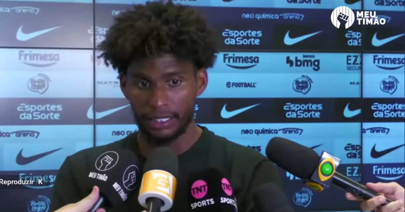Atuação de Hugo Souza na seleção gera críticas e preocupa bastidores do Corinthians