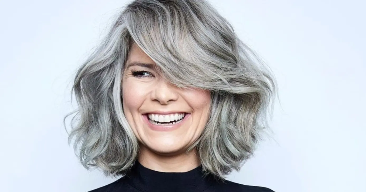 Cabelo grisalho: 4 estratégias para valorizar o visual sem precisar de tintura