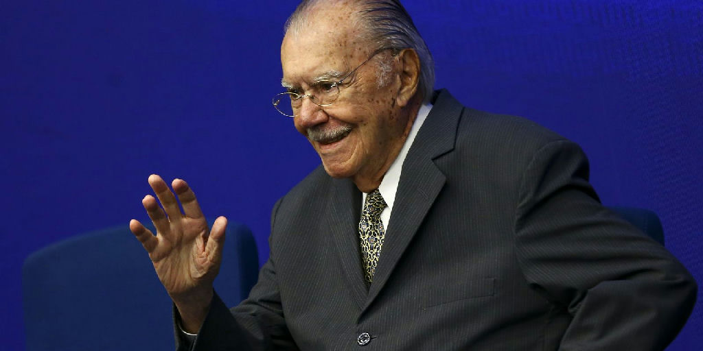 Ex-presidente José Sarney segue em estado estável após internação por pneumonia no Sírio-libanês
