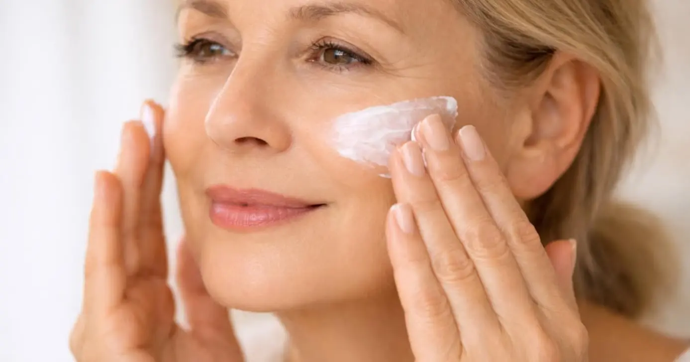 Hidratante de R$ 29 ganha espaço na rotina de beleza ao substituir produtos de luxo