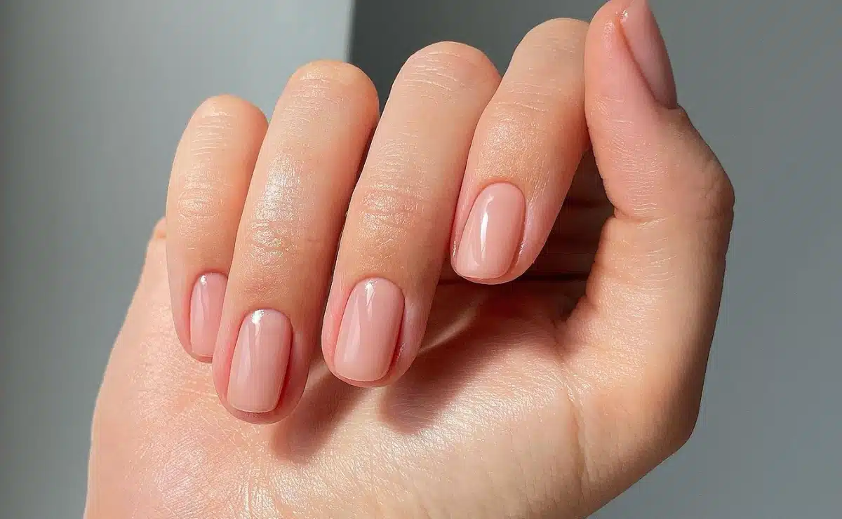 Manicure profissional: 4 tons elegantes para compor o visual no ambiente de trabalho