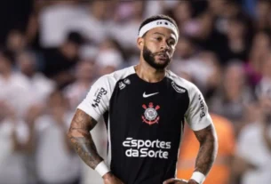 Memphis Depay enfrenta pressão internacional após eliminação do Corinthians na Libertadores