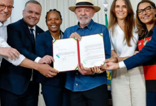 Nova lei sancionada por Lula impõe diretrizes para o futebol feminino e mudanças nas Safs