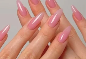 Primavera nas mãos: 6 cores de esmalte para renovar a manicure com delicadeza